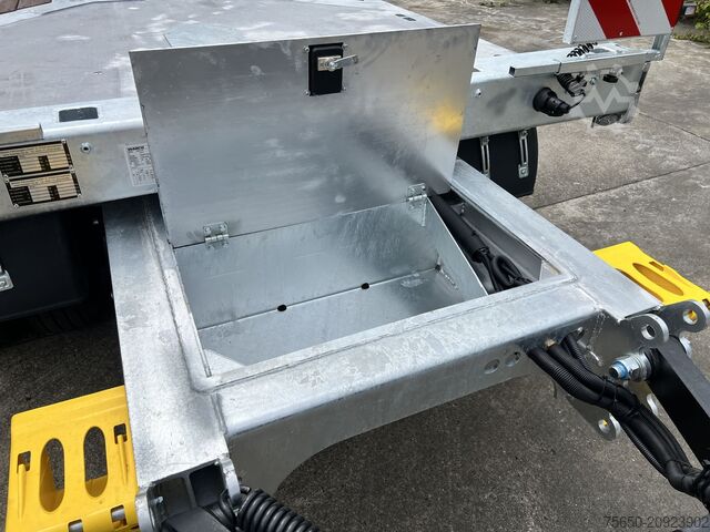 Dieplader oplegger Möslein T 3-8,20 P VB H1  3 Achs Tieflader mit gerader Ladefläche 8,20 m, Neufahrzeug