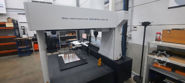 Souřadnicový měřicí stroj Mitutoyo Crysta Apex S-9106 CMM