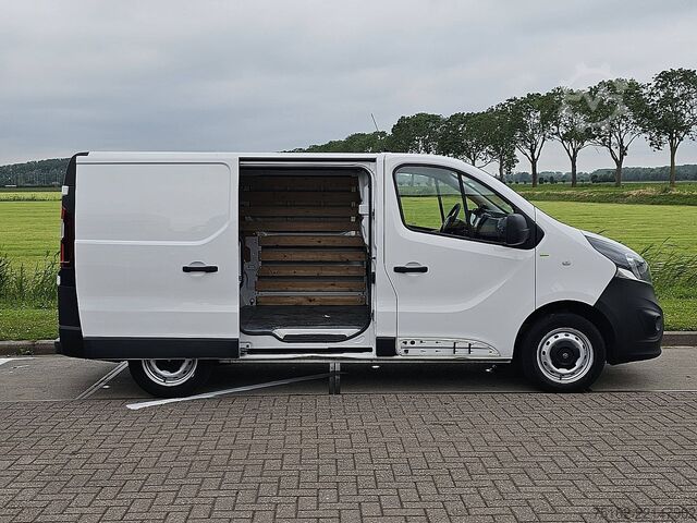 Yüksek tavanlı istasyon vagonu OPEL VIVARO 1.6