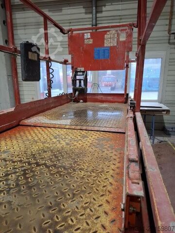 Elevador de tijera JLG 2646ES