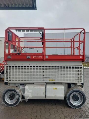 Elevador de tijera JLG M4069