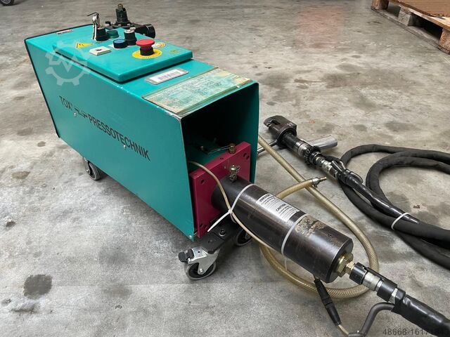 Nyomásfokozó kézi fogóval Sajtó Tox Pressotechnik CMH 3.45.6.1.10