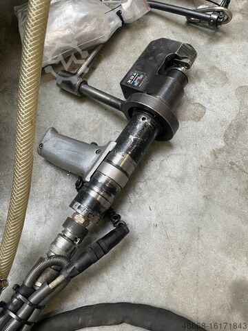 Nyomásfokozó kézi fogóval Sajtó Tox Pressotechnik CMH 3.45.6.1.10