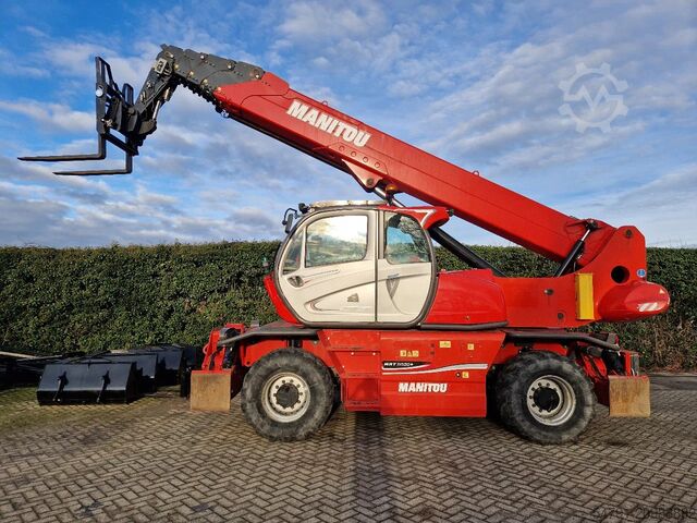 Rotierender Teleskoplader Manitou MRT 3050+ St4