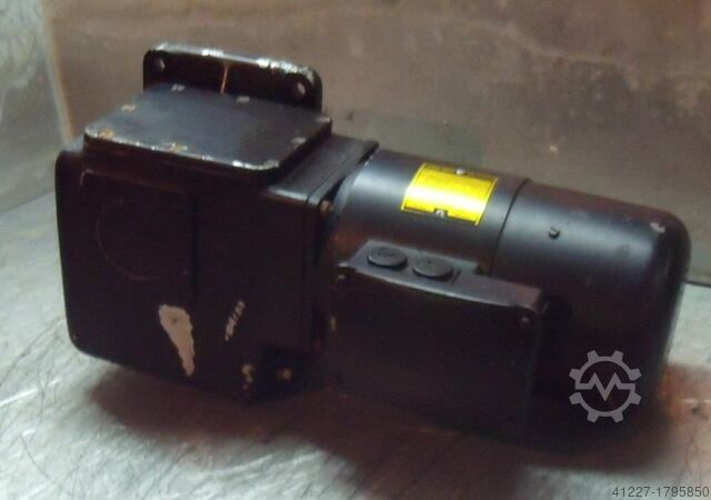 Geared motor 0.6 kW 56.6 rpm KOBOLD KDD645-1