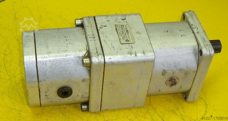 Double hydraulic pump Orsta Hydraulik C10-3L TGL10859