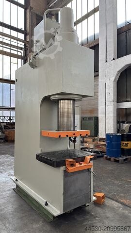 Hydraulische pers WMW Zeulenroda PYE 160 S/ 1M