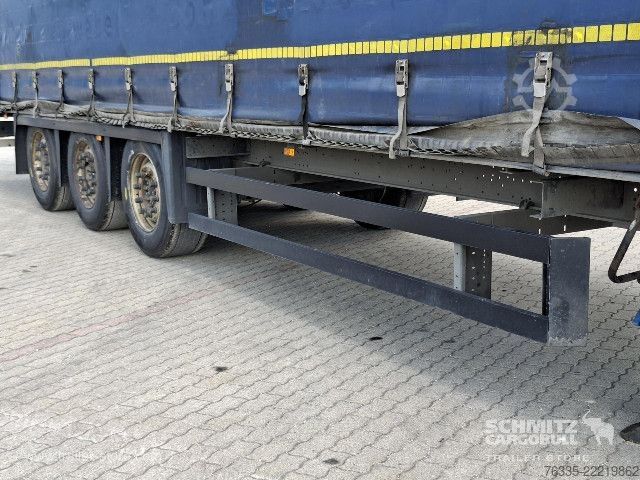 Open oplegger met zeil Schmitz Cargobull Curtainsider Mega