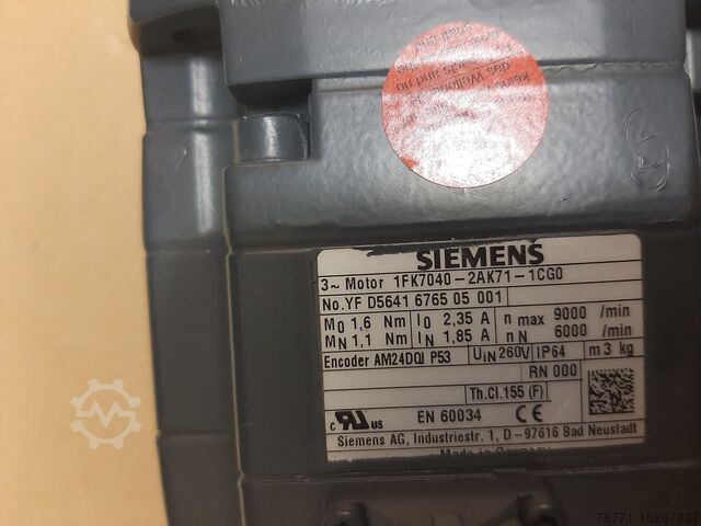Elektromos meghajtás; 3~Motor Siemens 879500; 1FK7040-2AK71-1CG0