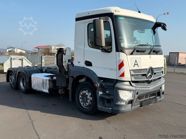 Šasija kamiona MERCEDES-BENZ Antos 2533 6x2 Fahrgestell
