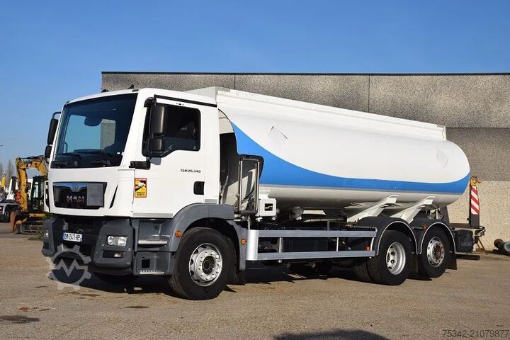 Tanker truck MAN TGM 18.290