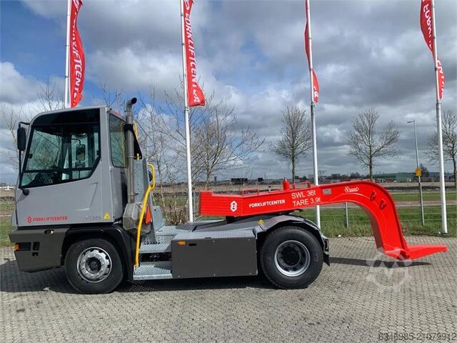 Construction equipment  Novatech Gooseneck 36t