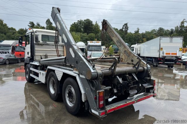 Kippers vrachtauto MAN TGS 28.440 6x2 UT GIGANT