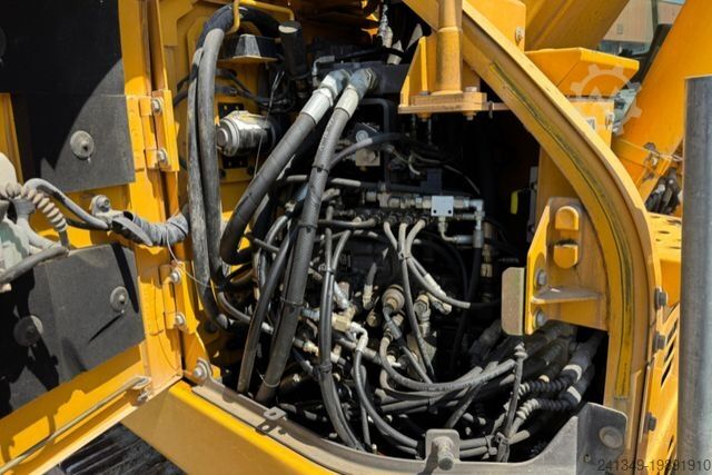 Koparka gąsienicowa VOLVO ECR145DL Oilquick
