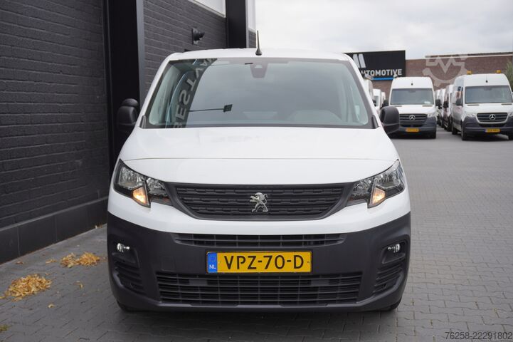 Carrinha de tejadilho alto Peugeot Partner 1.2 PureTech 110Pk Benzine - Airco - Na...