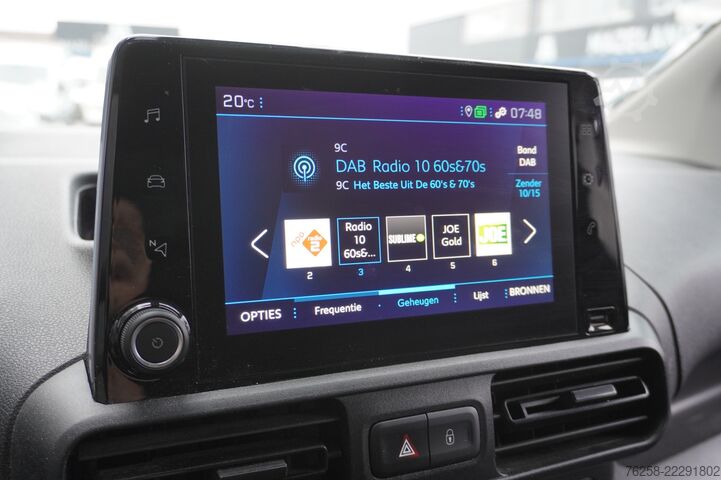 Carrinha de tejadilho alto Peugeot Partner 1.2 PureTech 110Pk Benzine - Airco - Na...