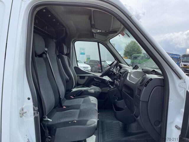 Podnośnik koszowy na samochodzie ciężarowym Renault Master 2.3 dCi / KLUBB K26, 12m