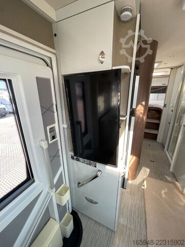 Camper integrado BÜRSTNER Elegance I 910 G *Sie sparen: ca. 85.000¤*