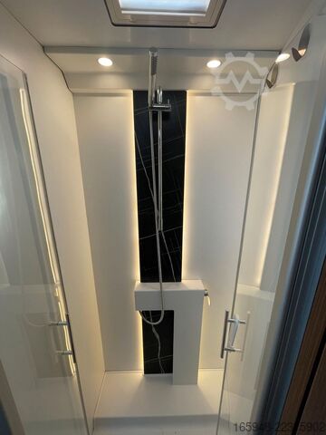 Camper integrado BÜRSTNER Elegance I 910 G *Sie sparen: ca. 85.000¤*