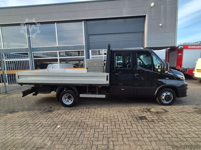 Plattformsskåpbil dubbelhytt Iveco Daily 40C18 3.0D Hi-Matic DC Open laadbak GVW 3...