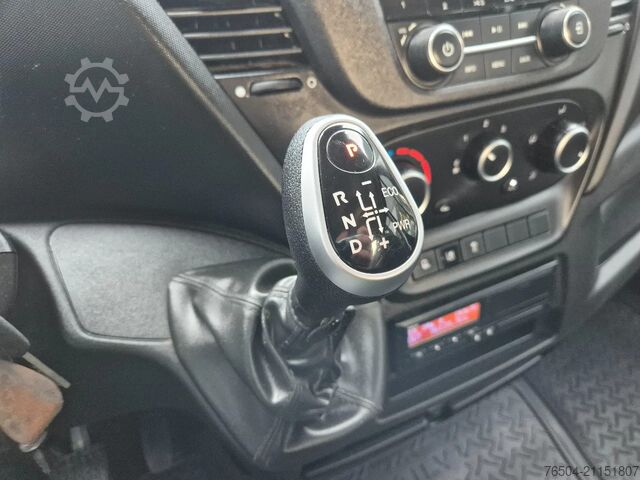 Plattformsskåpbil dubbelhytt Iveco Daily 40C18 3.0D Hi-Matic DC Open laadbak GVW 3...