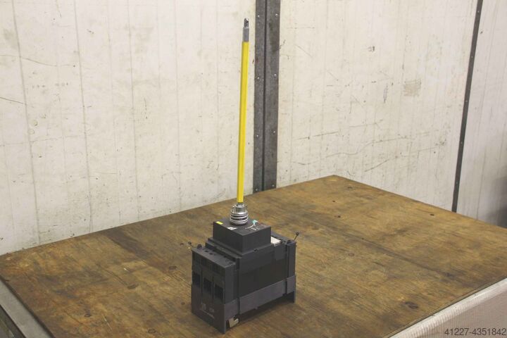 Circuit breaker Schneider Electric NSX 250F