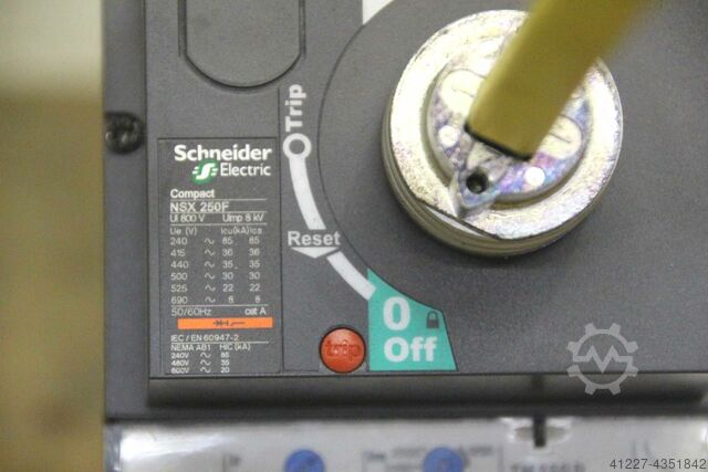 Circuit breaker Schneider Electric NSX 250F