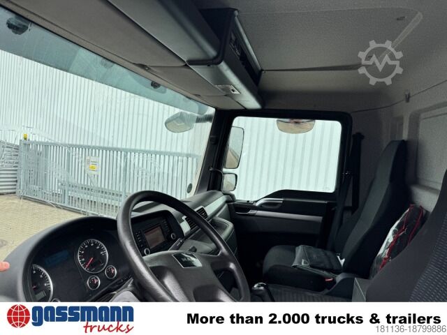 Dobozos teherautó MAN TGM 15.250 4x2 LL, Getränkekoffer, Navi