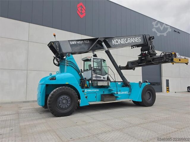 Reachtacker Konecranes SMV 4531 TC5