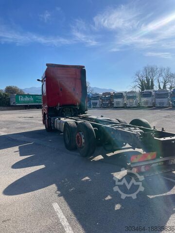 Trator de quadro Mercedes-Benz Actros 2551