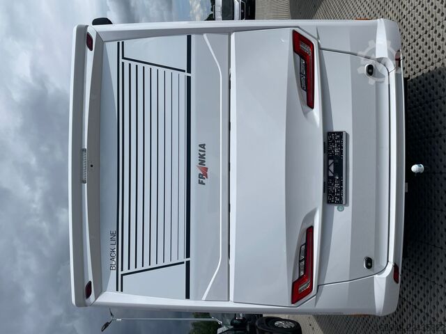 Camper semintegrato FRANKIA M-Line Neo Black Edt. | *4,5 t* | *Top*