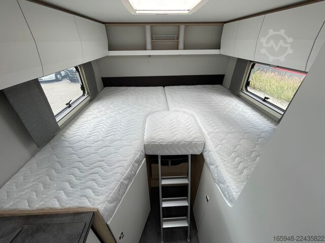 Camper semintegrato FRANKIA M-Line Neo Black Edt. | *4,5 t* | *Top*