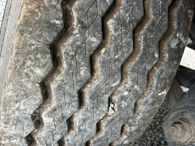 Semirimorchio con piattaforma di lavoro KRONE Stahlmatten Auflieger