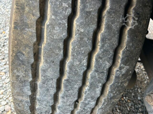 Semirimorchio con piattaforma di lavoro KRONE Stahlmatten Auflieger