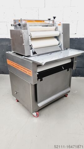 Kruvasan sarma makinesi Universum HWM 50/70