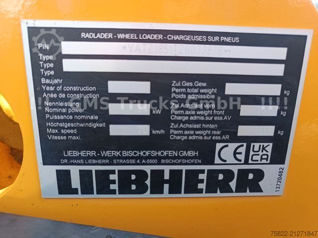 Excavadora móvil LIEBHERR 504C / SW / Gabel + Schaufel / Wenig Stunden