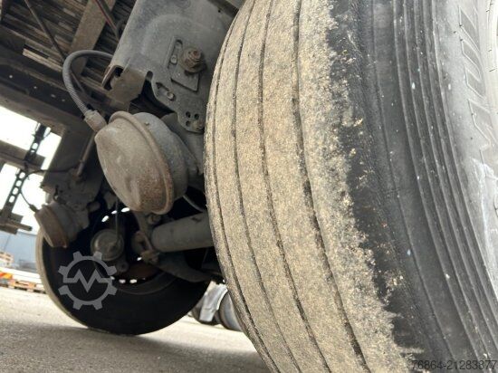 Auflieger mit Walkingfloor KNAPEN K100/KT01, 10 MM, LIFTACHSE, ROLLPLANE, FUNK