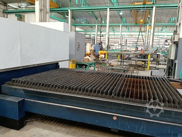 Laser cutting machine TRUMPF TruLaser 5040 Fiber