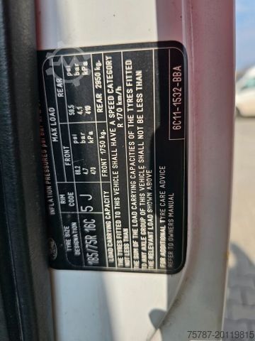 Minibus FORD Transit Trend 17 Sitzer