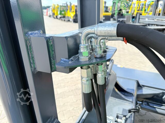 Stivuitor cu patru direcții Combilift C3500 / DUPLEX - 4100 / EXTENDABLE FORKS