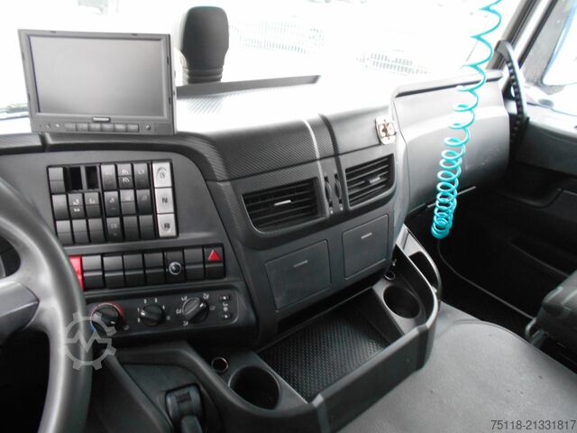 Flaklastbil med kapell Iveco Stralis 360 6X2 - Centina + Sponda