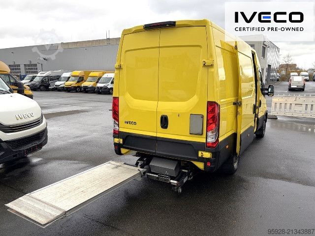 Dubă cu acoperiș înalt IVECO 35S14V, Klima, Navi, LBW, Rückfahrkamera