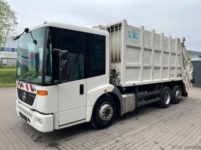 Vuilniswagen Mercedes-Benz 2633 Econic 6x2 Haller X1