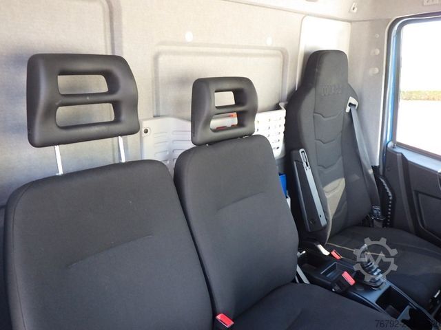 Vrachtwagen met bakwagen IVECO ML 75 E 21 P Koffer 7,25m/Aufstiegstreppe/Klima