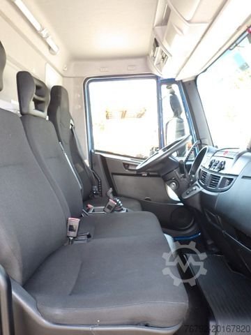 Vrachtwagen met bakwagen IVECO ML 75 E 21 P Koffer 7,25m/Aufstiegstreppe/Klima