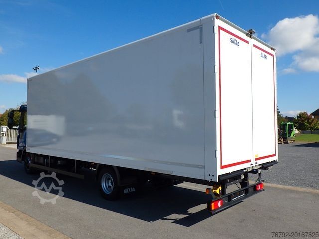 Vrachtwagen met bakwagen IVECO ML 75 E 21 P Koffer 7,25m/Aufstiegstreppe/Klima