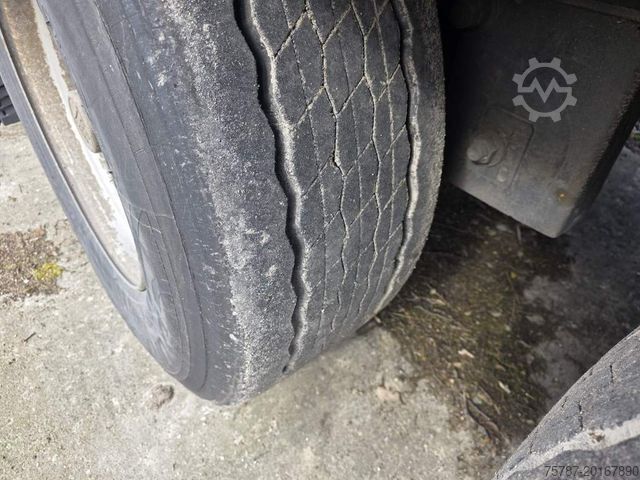 Otevřený návěs s plachtou KRONE Gardine Standard, Plaettenkasten, Liftachse