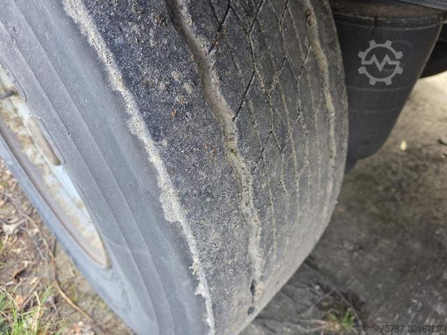 Otevřený návěs s plachtou KRONE Gardine Standard, Plaettenkasten, Liftachse