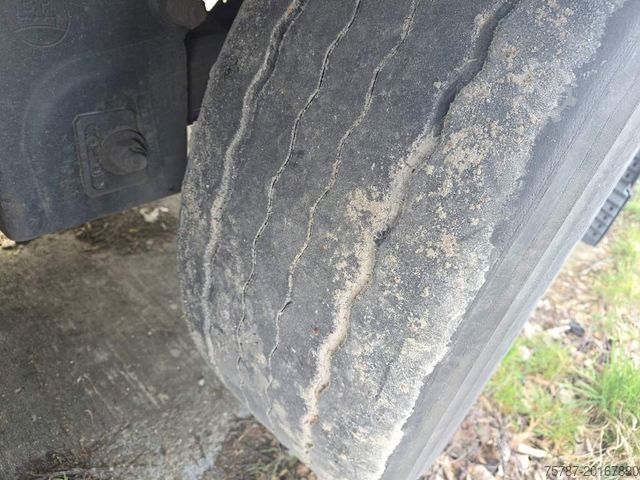 Otevřený návěs s plachtou KRONE Gardine Standard, Plaettenkasten, Liftachse