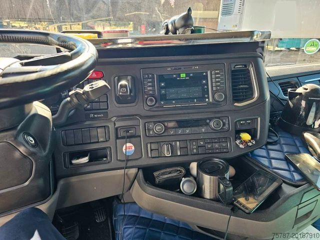 Standart çekici ünitesi SCANIA R500, Retarder, Navi, Standklima, 19.000 Kg